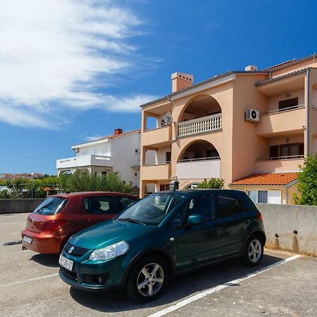 Apartman Frane Krk Town Eksteriør bilde