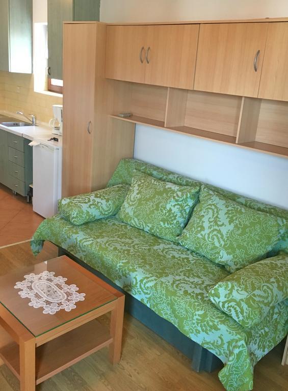 Apartman Frane Krk Town Eksteriør bilde