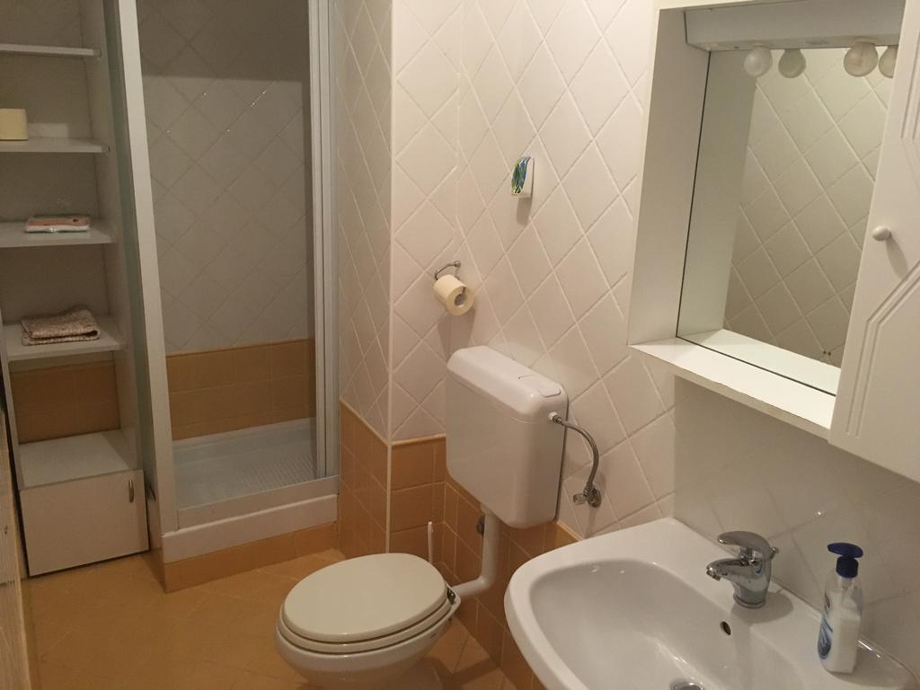 Apartman Frane Krk Town Eksteriør bilde